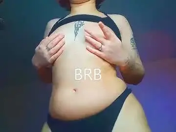 Sweetly_girl  live sex cam