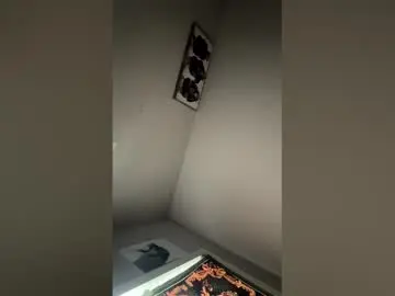 Theale22  live sex cam