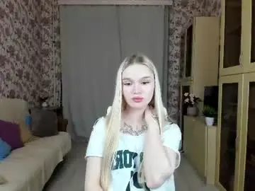 Vanillevoid  live sex cam
