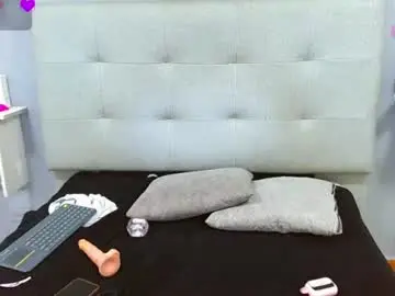 Alexandra_castle  live sex cam