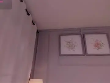 Allisonpariss  live sex cam