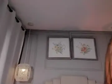 Allisonpariss  live sex cam