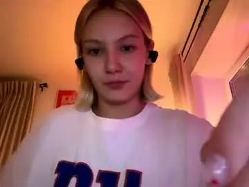 Awildagucciardo  live sex cam