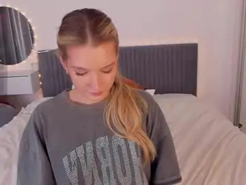 Cassietyler  live sex cam