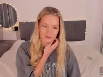 Cassietyler  live sex cam