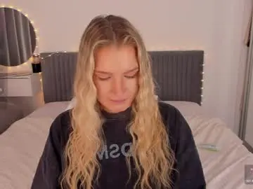 Cassietyler  live sex cam