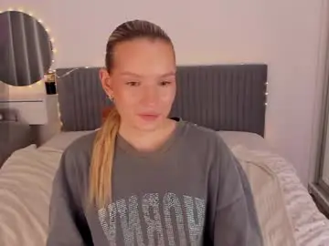 Cassietyler  live sex cam