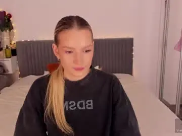 Cassietyler  live sex cam