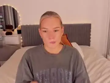 Cassietyler  live sex cam