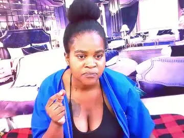 Ebonybluediamond  live sex cam