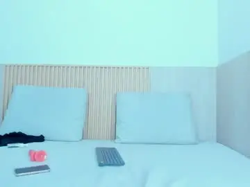 Emi_ricci  live sex cam