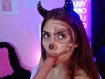 Maddy_kind  live sex cam