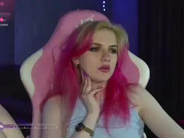 Mercy_noirveil  live sex cam