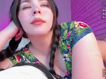 Natalyhayes  live sex cam