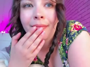 Natalyhayes  live sex cam