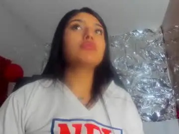 Sarastonesx  live sex cam