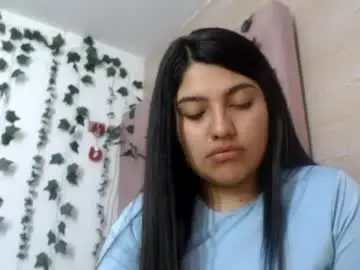 Sarastonesx  live sex cam