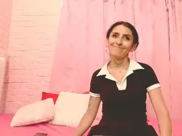 Suzan_30  live sex cam