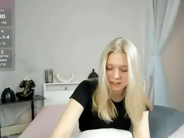 _innocent_soul_  live sex cam