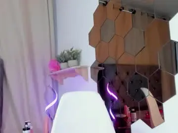 Alyssa_joness  live sex cam