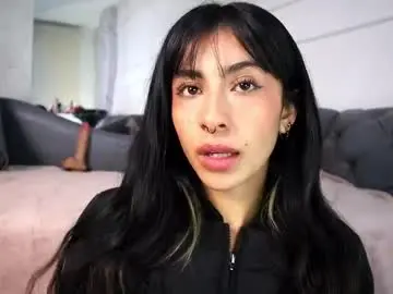 Alyssa_joness  live sex cam