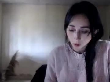 Bella_luna34  live sex cam