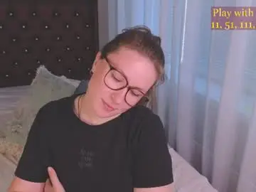 Cute_darina  live sex cam