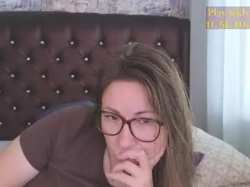 Cute_darina  live sex cam