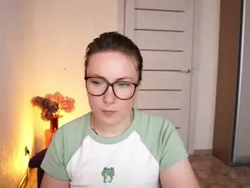Cute_darina  live sex cam