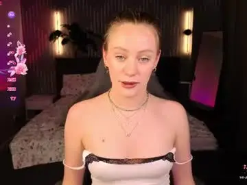 Eva_hamilton  live sex cam