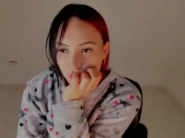 Gia_white01  live sex cam