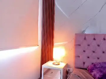 Julianaa_castro  live sex cam