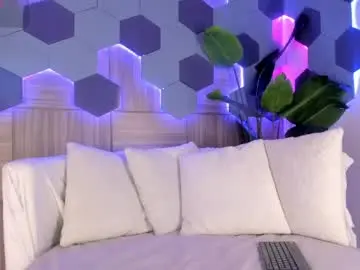 Katyakozlov  live sex cam
