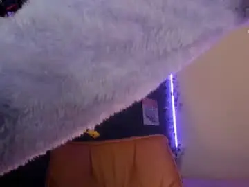 Lucymagical  live sex cam