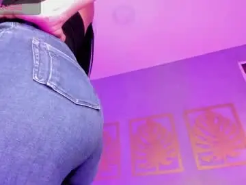 Majo_rose  live sex cam