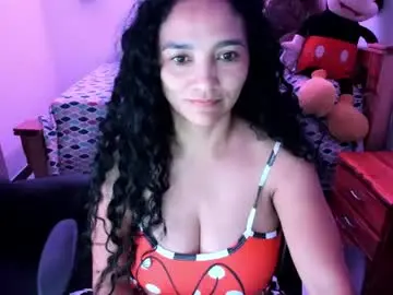 Rayza_mature_  live sex cam