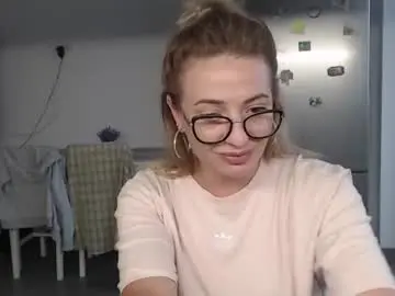 Selenna_emma843468  live sex cam