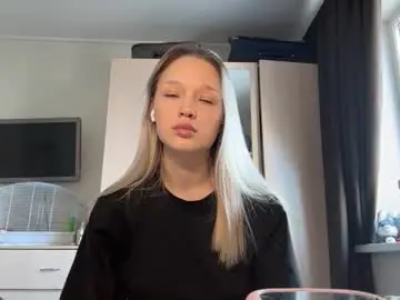 Shanamihaly  live sex cam