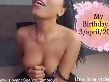 Yayamuse  live sex cam