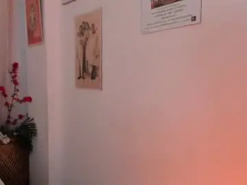 Youramara_doll  live sex cam