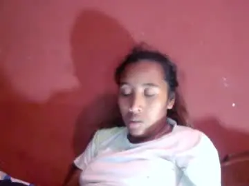 Clarah0123  live sex cam