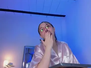 Ice_grace  live sex cam
