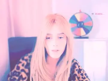 Joliinee  live sex cam