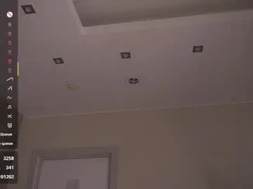 Lisafoxy_  live sex cam