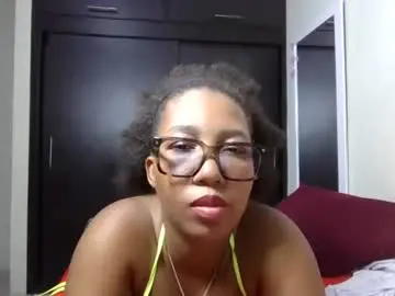Meganhotxx2  live sex cam