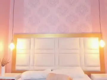 Milasilvana  live sex cam