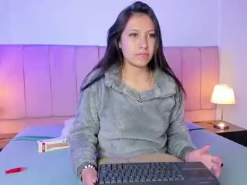 Mily__gv  live sex cam