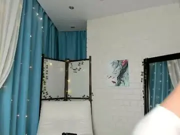 Starfromsky  live sex cam