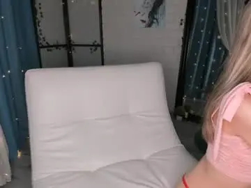 Starfromsky  live sex cam