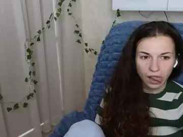 Ulyanix  live sex cam